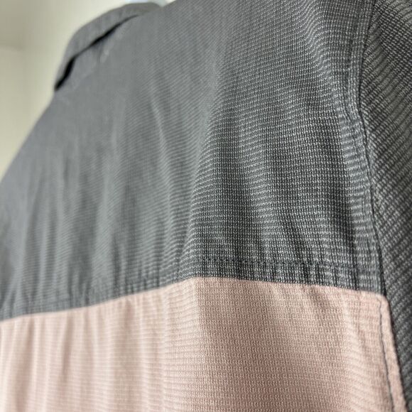 Vans Button Up Shirt Men Large Grey Peach Short Sleeve Casual Top Off The Wall - Picture 10 of 13